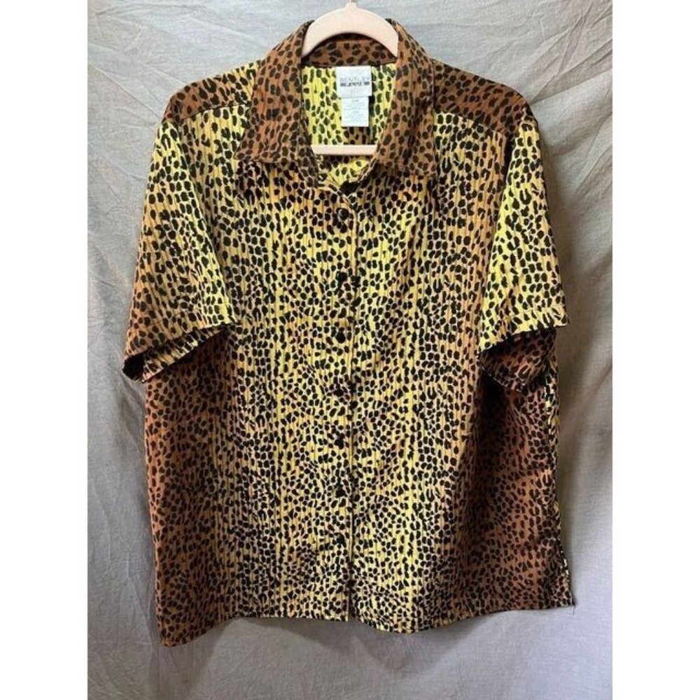 Bentley Button Up Shirt Womens 20W Yellow Animal Print Short Sleeve Ladies.‎